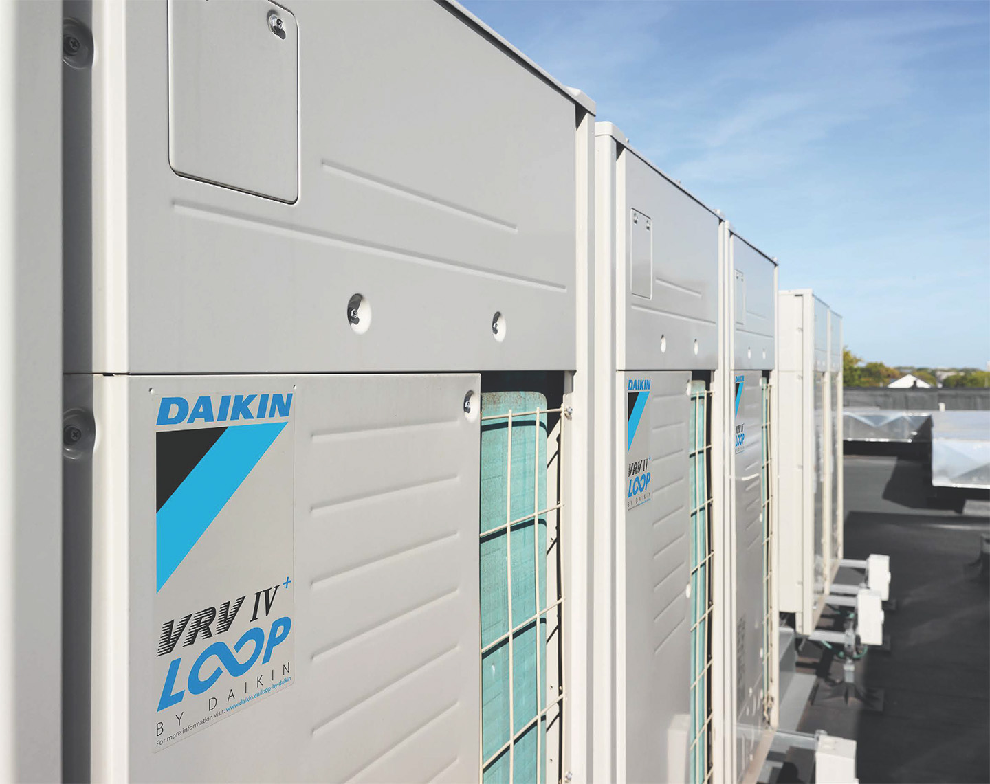 TÜRKİYE YEPYENİ BİR TEKNOLOJİ İLE TANIŞIYOR ‘LOOP BY DAIKIN’ PROJESİYLE ÜRETİLEN VRV DIŞ ÜNİTELER AVRUPA’YA İHRAÇ EDİLİYOR